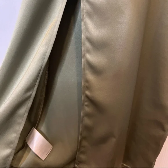 NWT REFORMATION Stormi‎ Satin Midi Dress in Artichoke. Size 2 - Picture 8 of 11